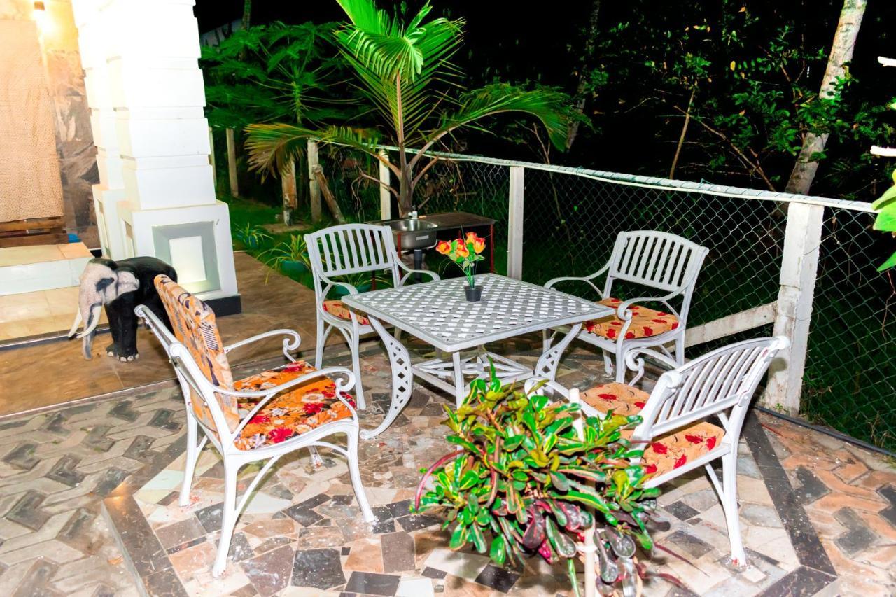 House Of Richness Hotel เนกอมโบ ภายนอก รูปภาพ