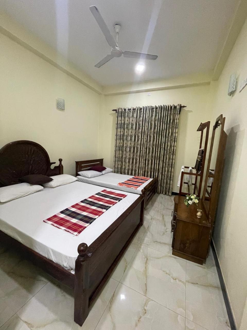 House Of Richness Hotel เนกอมโบ ภายนอก รูปภาพ