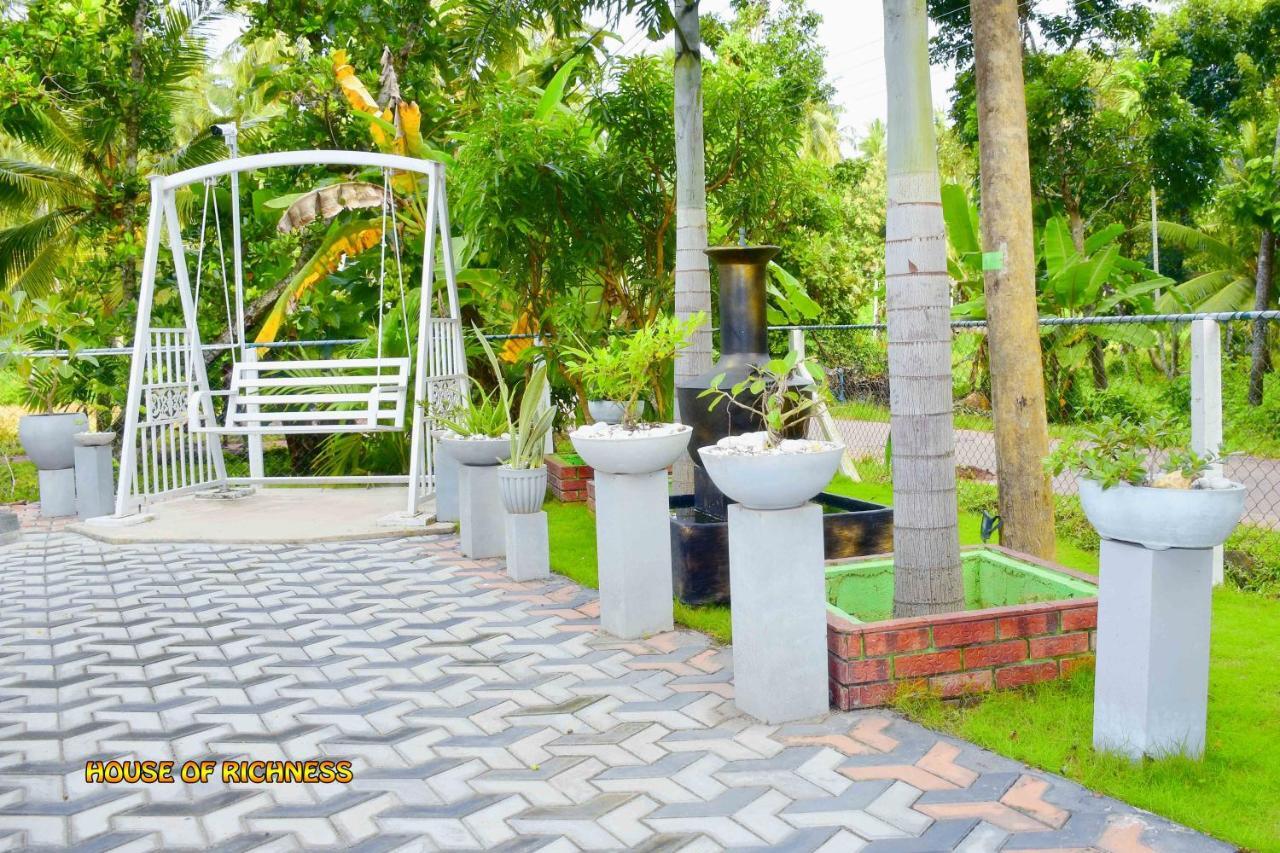 House Of Richness Hotel เนกอมโบ ภายนอก รูปภาพ