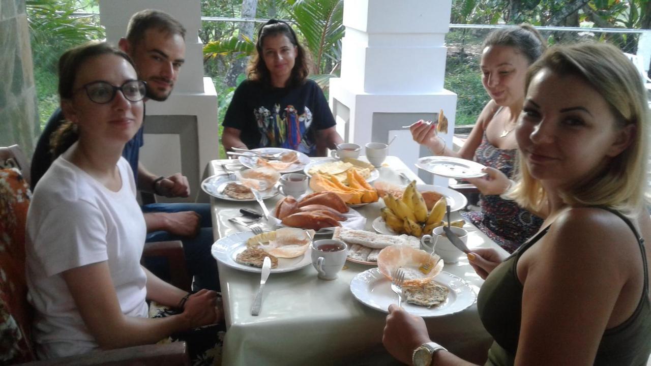 House Of Richness Hotel เนกอมโบ ภายนอก รูปภาพ